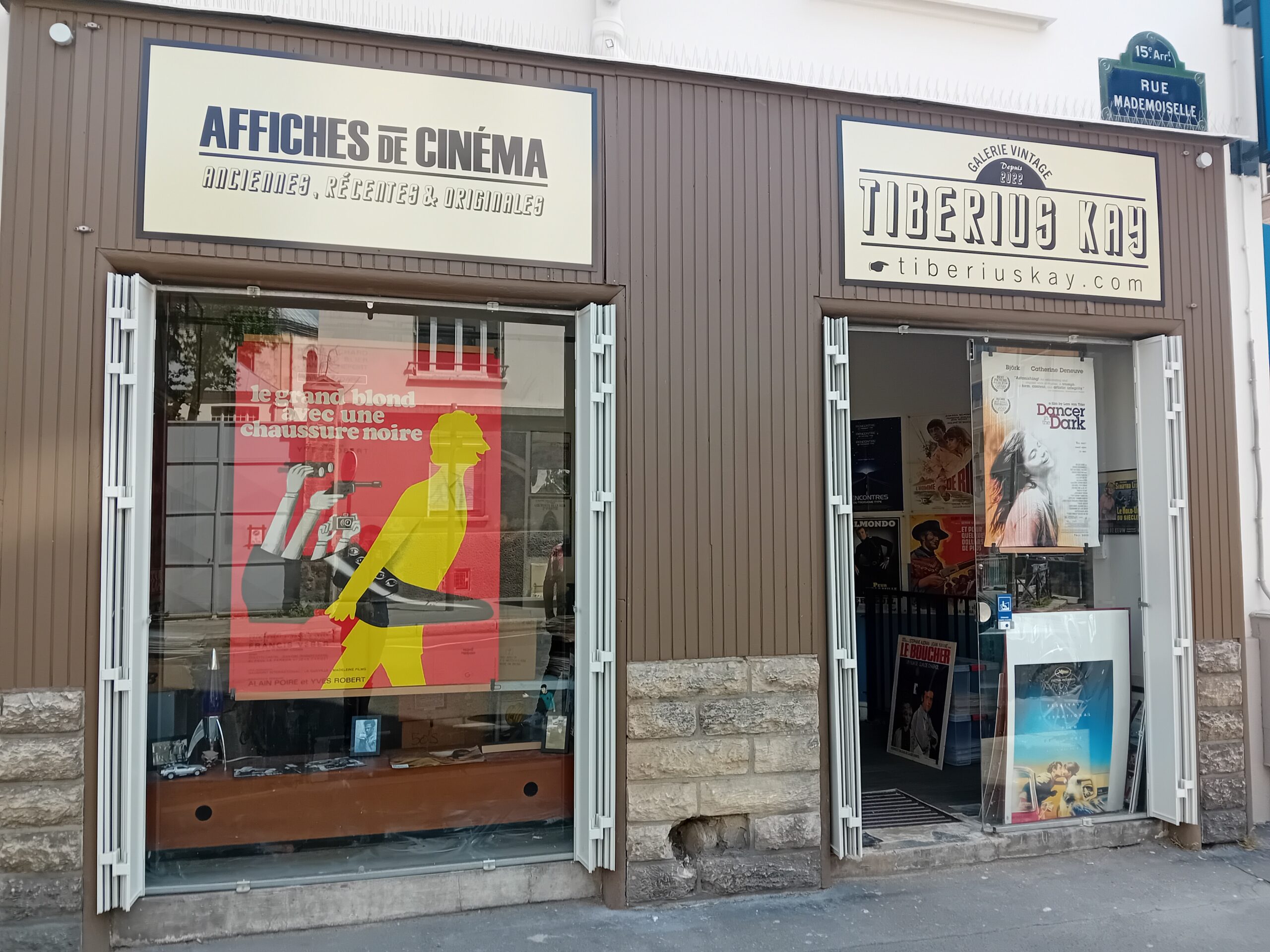 boutique affiche cinéma paris 15e tiberius kay
